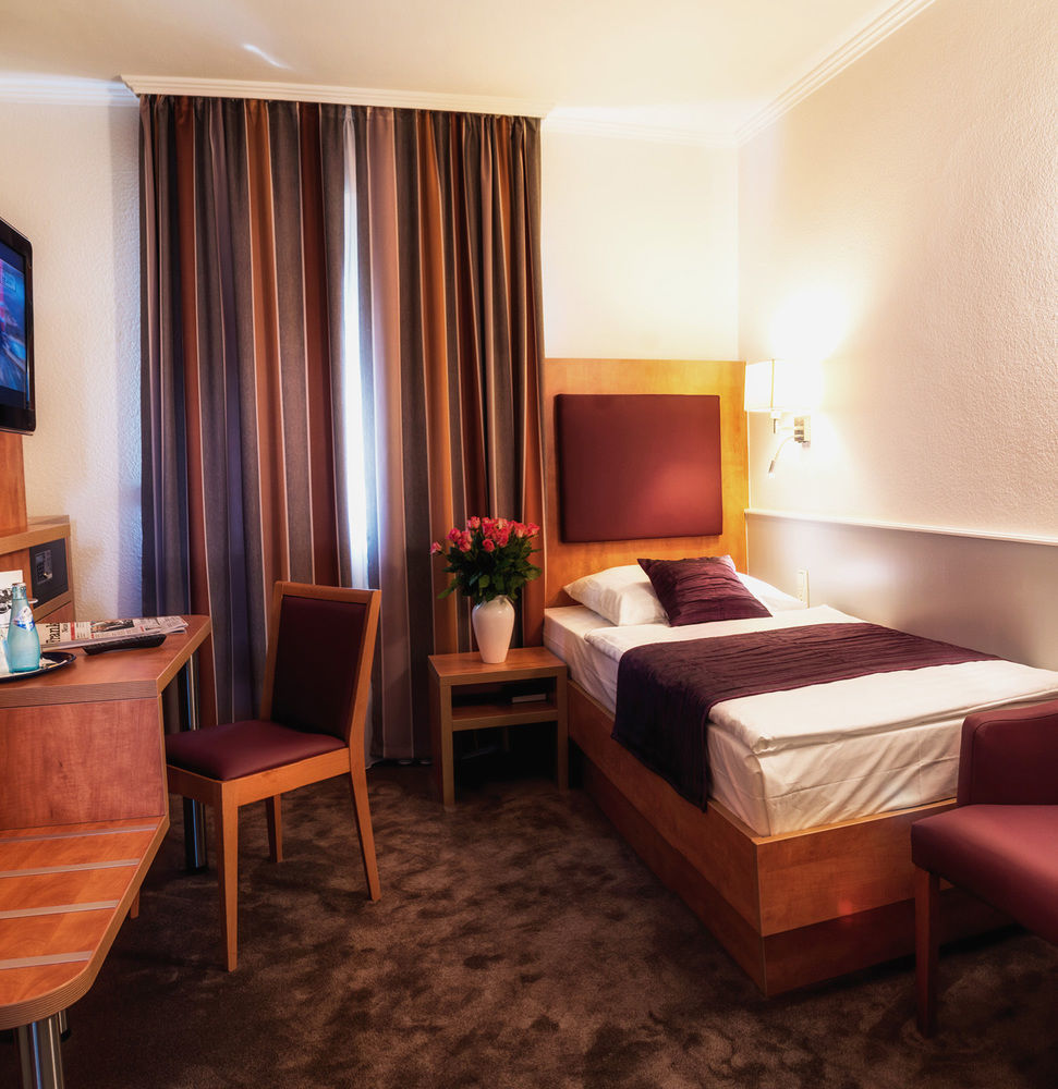 פרנקפורט Hotel Niederrad מראה חיצוני תמונה
