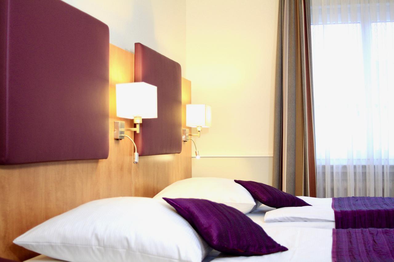 פרנקפורט Hotel Niederrad חדר תמונה