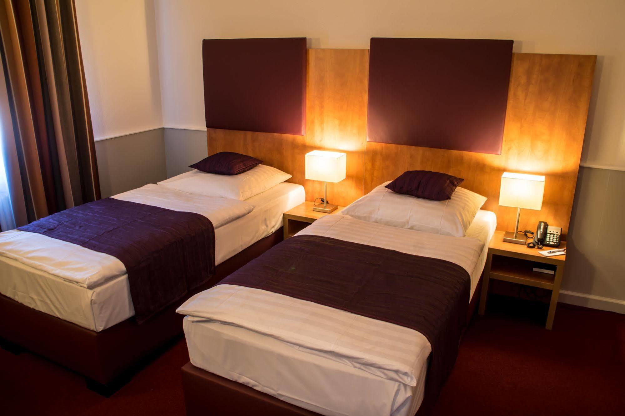 פרנקפורט Hotel Niederrad מראה חיצוני תמונה